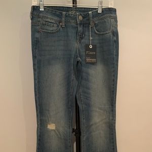 Jeans Forever 21 Flare, NWT